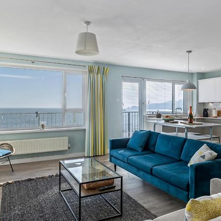 Dolphins Apartment - Spectacular Sea Views Saundersfoot Kültér fotó